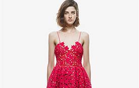 满足每个人的红毯梦 Self Portrait 推浪漫唯美平