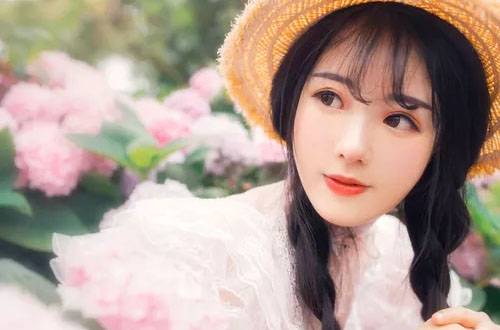 头发分叉护理小窍门 帮你解决头发严重分叉