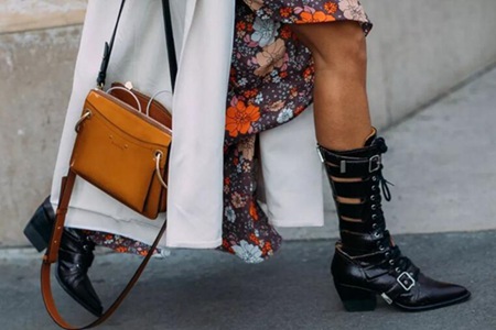 长大衣配裙子，优雅知性又高级，18年秋冬正流行