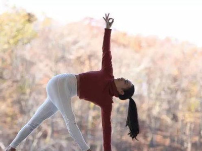 瑜伽骑马式，你修长体型的秘诀