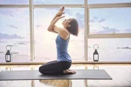 瑜伽初学者会犯的三个坏习惯，让运动无效的错误方法你中了吗