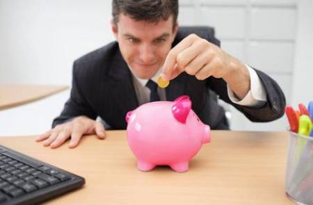 对女人很小气的三大大星座男，有你的他吗？