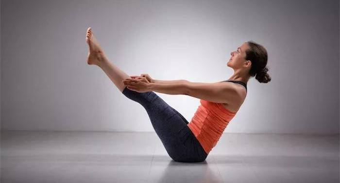 瑜伽的好处不止是柔韧，还有力量练习