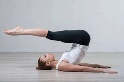 增强胃部健康的瑜伽，拉伸小腹更苗条