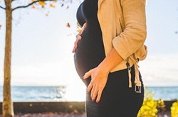 孕妇瑜伽几个月开始 推荐十大养胎瑜伽动作