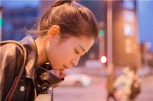 这些星座女生居然不爱逛街