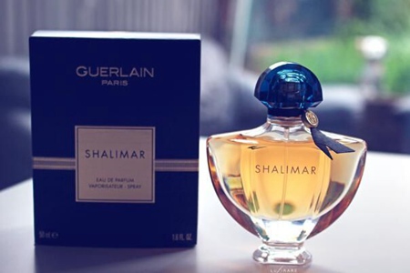 妇女节送给自己最好的礼物，是一瓶经典女士香水