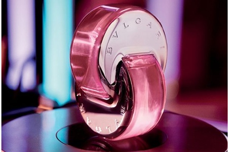 宝格丽香水打造女士专属味道，五款活力香氛带来闪耀时刻