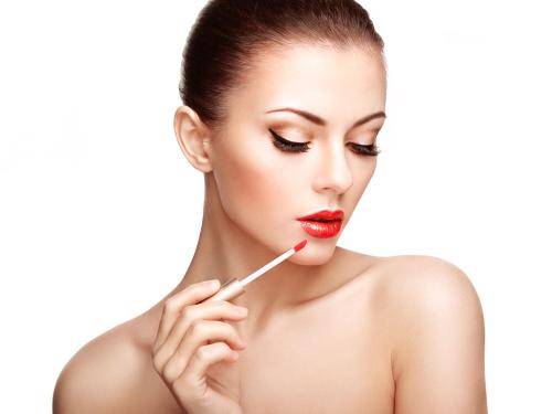 四大唇膏分类 选择一类适合自己的唇膏