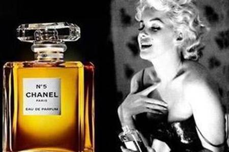 香奈儿标志包包