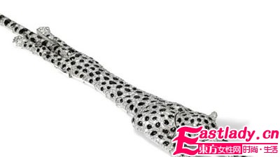 温莎公爵夫人手镯拍出700万美元 为世界最昂贵