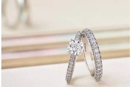 结婚钻戒的品牌选择，你喜欢经典还是时尚款