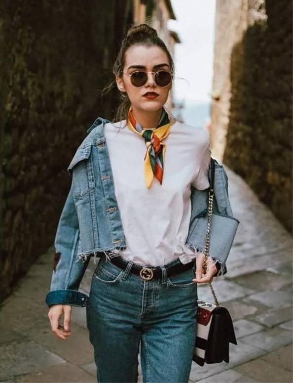 印花衣服怎么穿？让春夏的美绽放在你身上