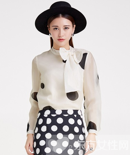 波点衬衫怎么搭配 带你走进波点衬衫的绚烂世界