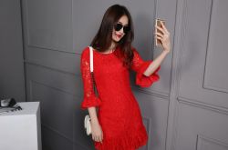 潮流服装搭配示范 盛夏喇叭袖成为霸屏神器