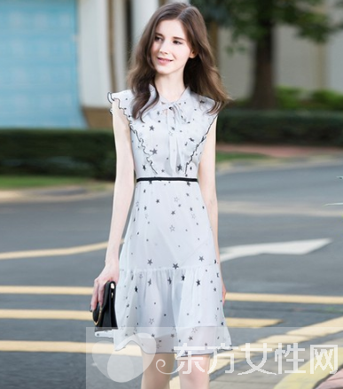 小清新穿衣搭配 夏日的清新主义一见就倾心