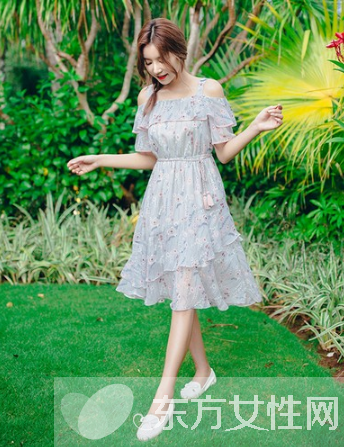 夏季连衣裙搭配 从女孩到女人连衣裙最懂我们