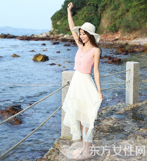 及踝长裙怎么穿好看 裙摆够长才是时髦正道