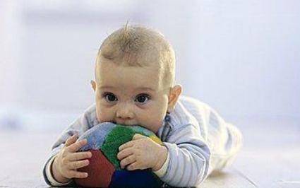 8个月的宝宝发育标准