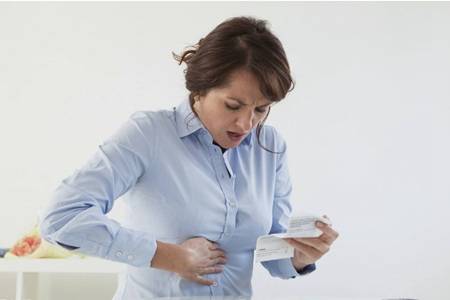  月经有血块是怎么回事