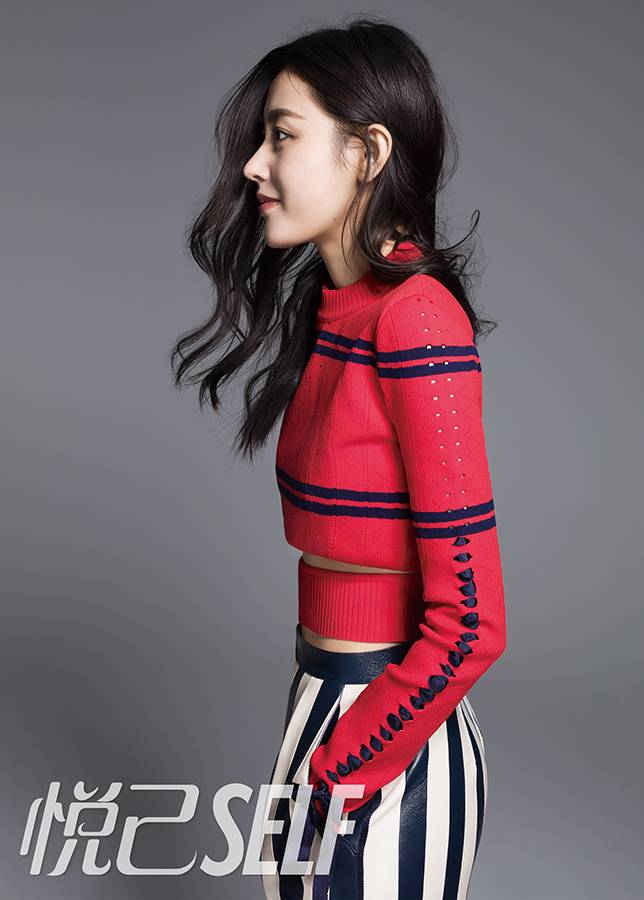 张天爱杂志封面时尚美图 演绎双重质感小秀风情