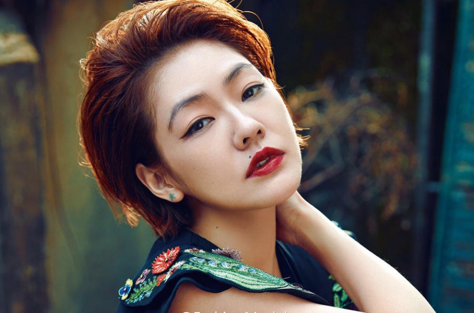 小s最新杂志封面大片 上演绝美超模范儿