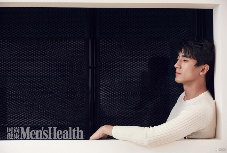 林更新12月杂志封面写真 绅士气质尽显男友力