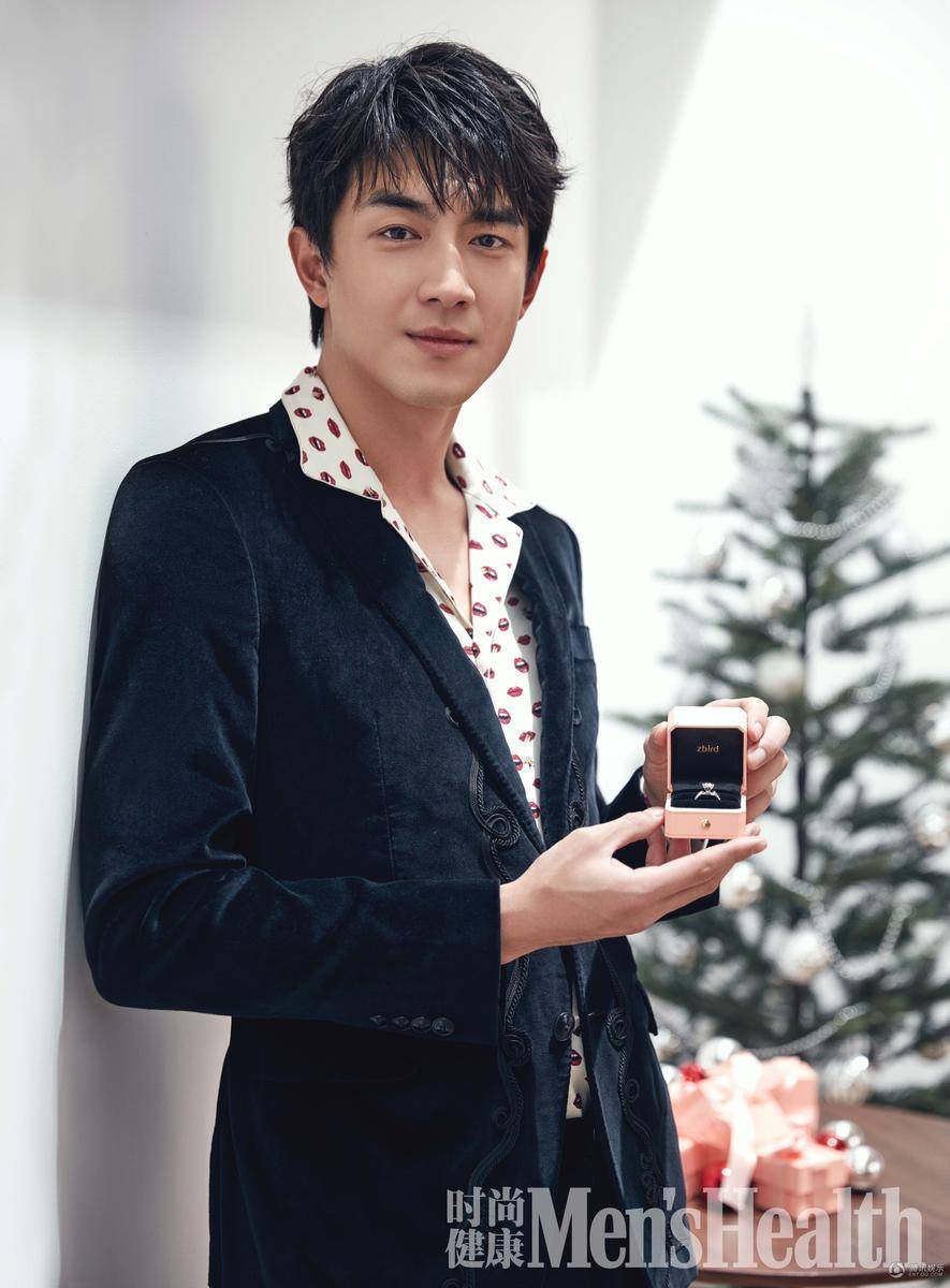 林更新12月杂志封面写真 绅士气质尽显男友力