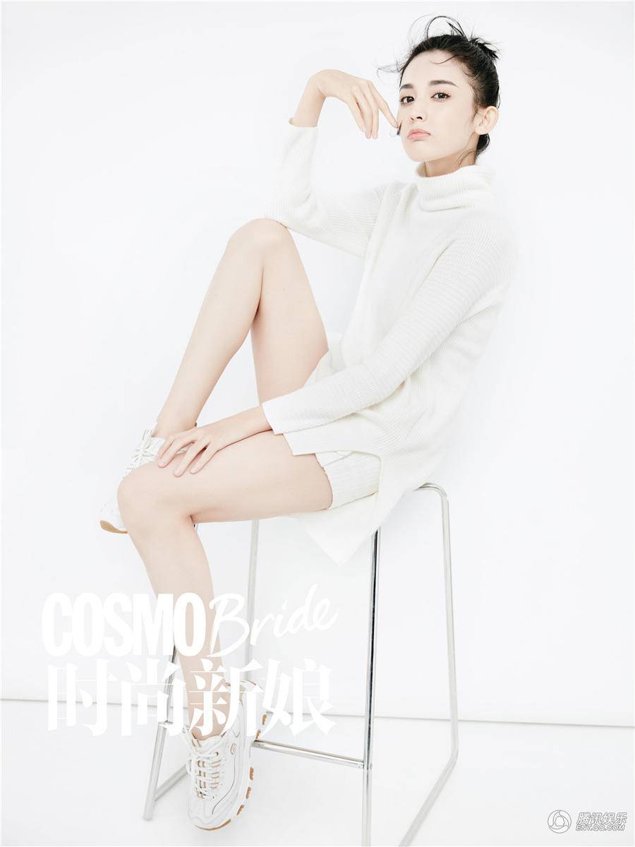 古力娜扎杂志封面大片曝光 眼神坚定不失温柔