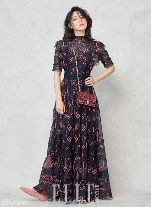 李英爱杂志封面写真曝光 优雅端庄仙气足