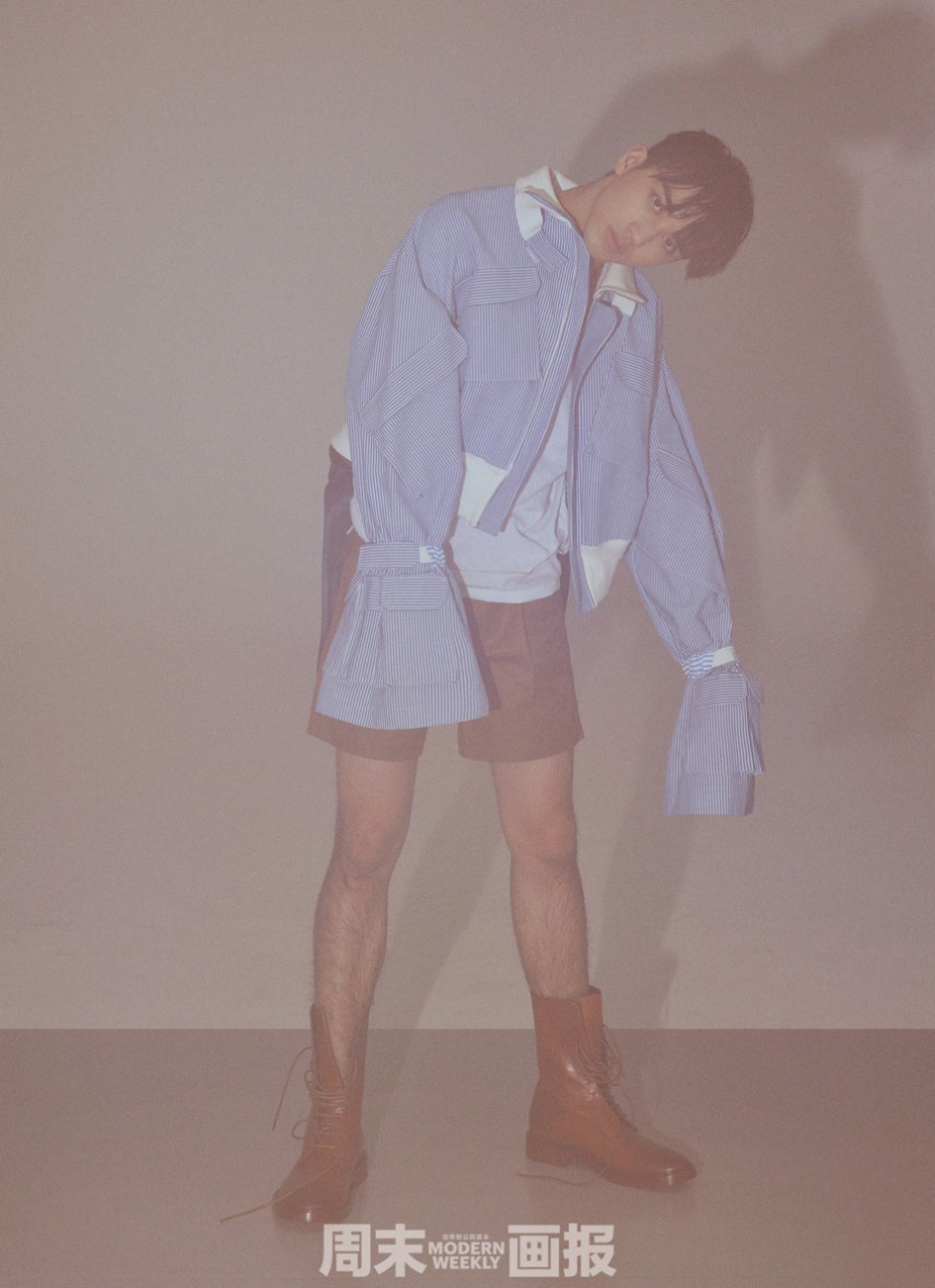 人气偶像许魏洲杂志封面 双目透视三月春光