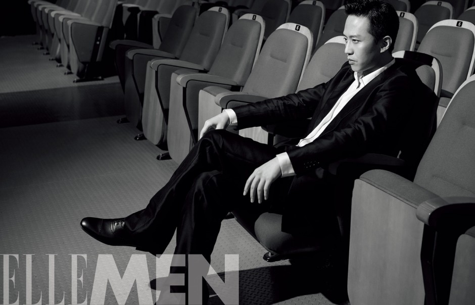 邓超登时尚杂志封面 尽显极致熟男魅力