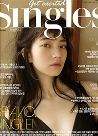 小松菜奈时尚杂志写真大片 性感妩媚展现的淋漓尽致