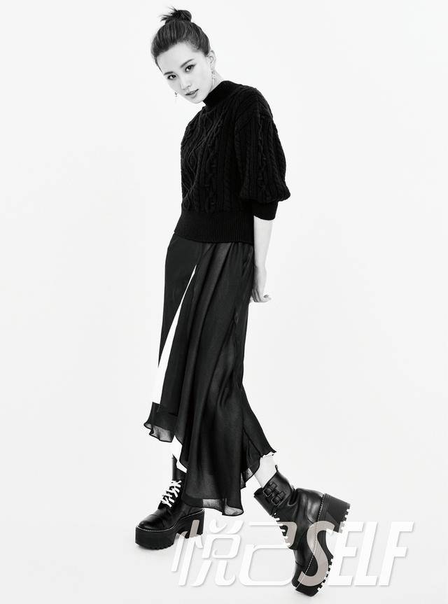 刘诗诗登《悦己SELF》杂志封面 简约干练酷劲十足