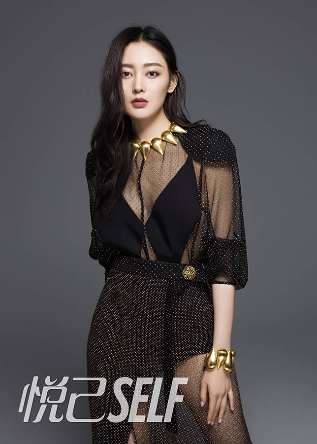 张天爱杂志封面时尚美图 演绎双重质感小秀风情