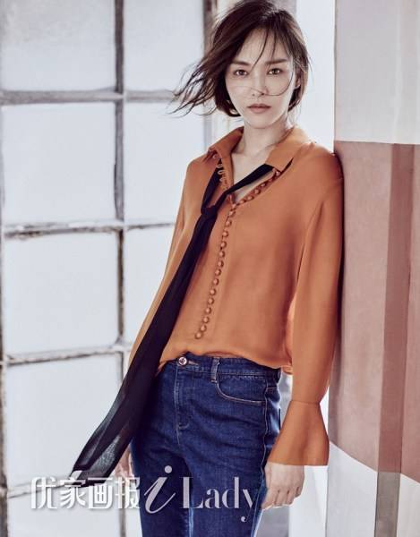 唐嫣杂志封面照曝光 变身复古摩登女郎