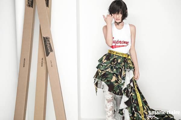 周迅率性不羁登杂志封面 性感红唇造型百变