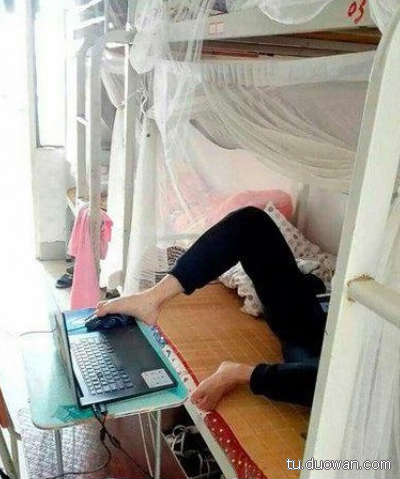 搞笑内涵图片之拔下来那一刻我好方