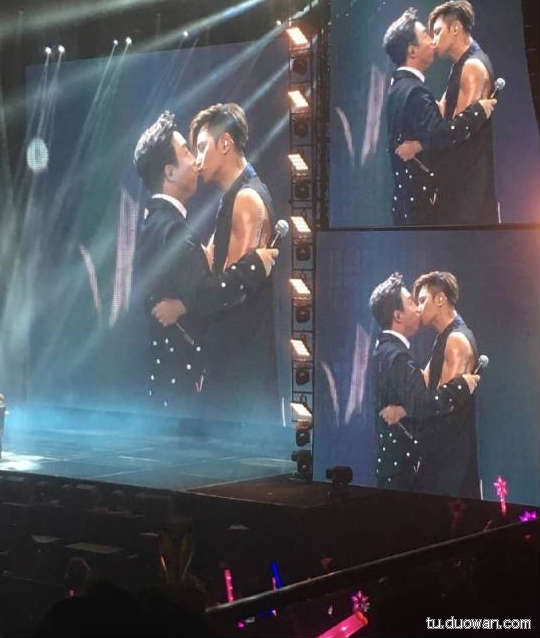 邪恶内涵图片之你第一眼是先看哪里？