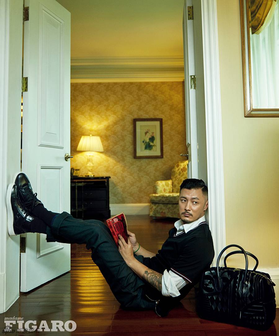 余文乐杂志封面大片 酷感造型尽显熟男魅力