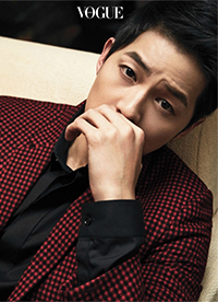 宋仲基《VOGUE》时尚大片花絮照 教你如何禁欲撩妹