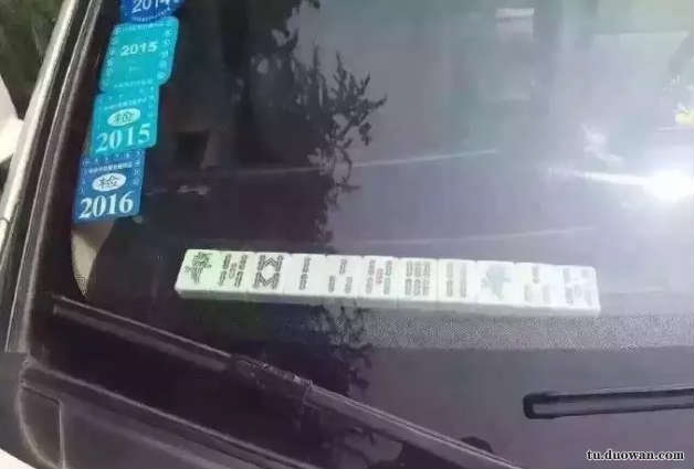 爆笑内涵图片之女厕还有这种东西?