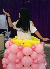 经典爆笑内涵图片之妹纸的新衣