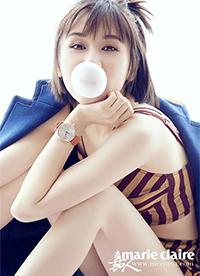 “曲妖精”王子文短发造型为《嘉人》拍摄人物大片”