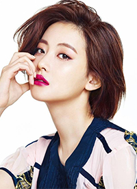 韩国女明星发型图片 广告界小天后吴涟序干练短发写真”