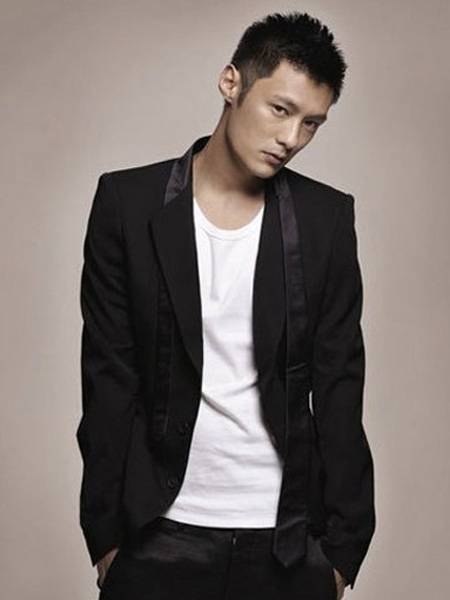 “六叔”余文乐发型史 子弹头短发显男士气质