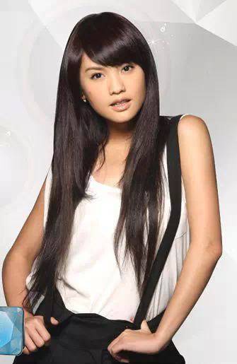 女明星没有刘海发型图片 美丑就在一瞬间