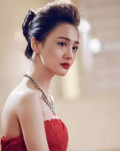 相爱穿梭千年郑爽发型大盘点 简直美到没朋友