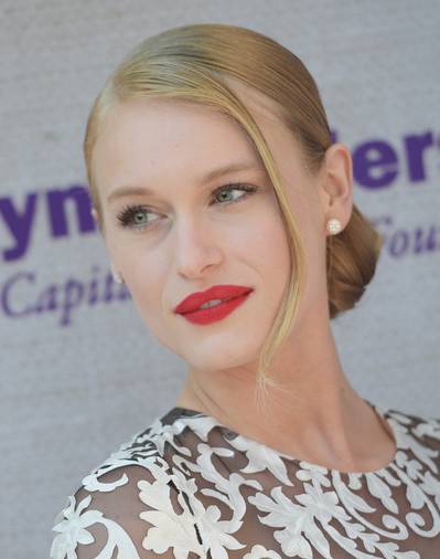 欧美女明星发型图片 女神级长发大放送