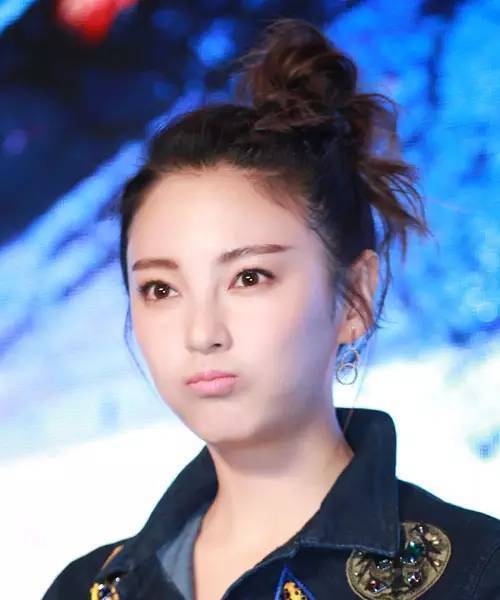 一起来看看火爆新潮明星最爱的QQ发型